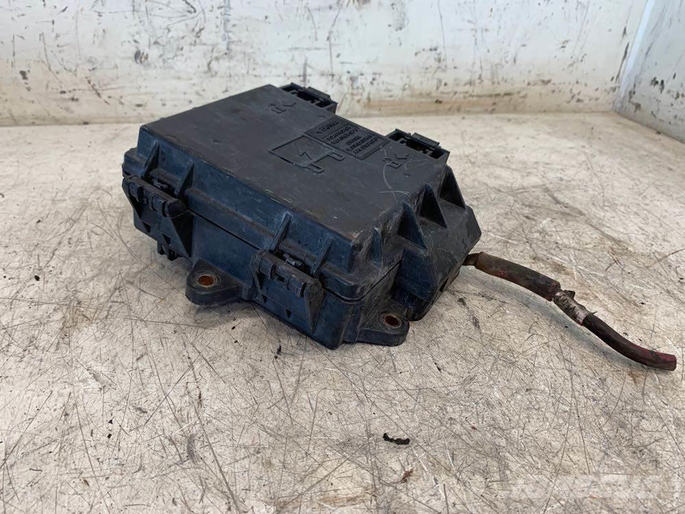 Volvo VNL Ηλεκτρονικά