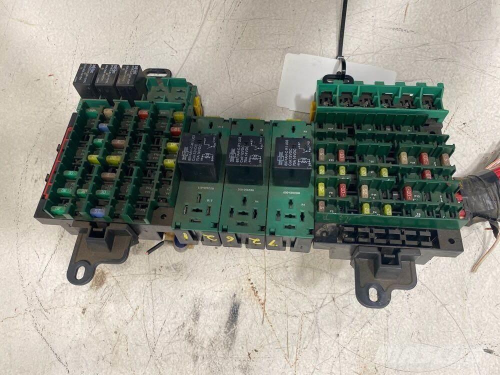 Volvo VNL Ηλεκτρονικά