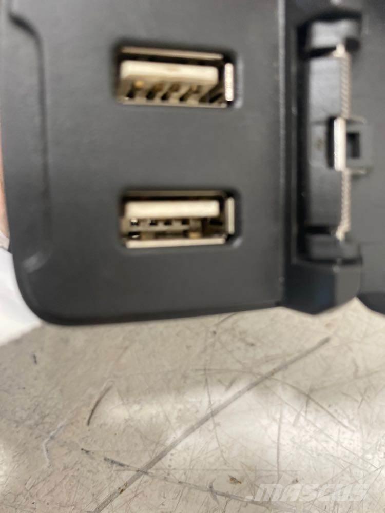 Volvo VNL Ηλεκτρονικά