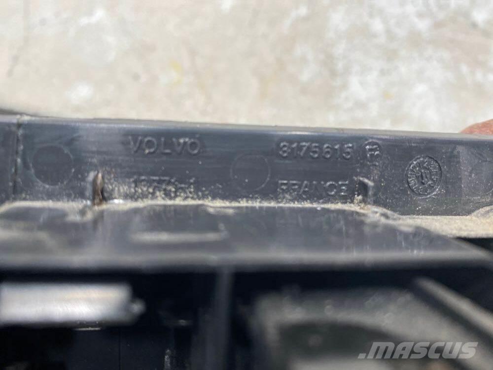 Volvo VNL Ηλεκτρονικά