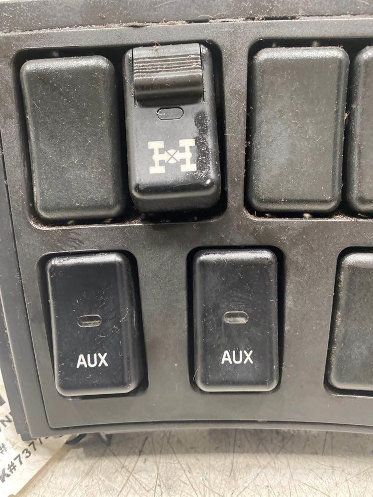 Volvo VNL Ηλεκτρονικά