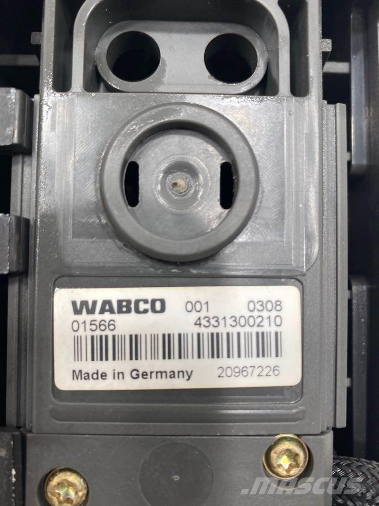 Volvo VNL Ηλεκτρονικά