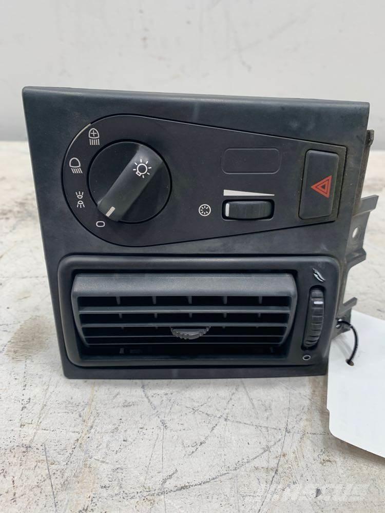 Volvo VNL Ηλεκτρονικά