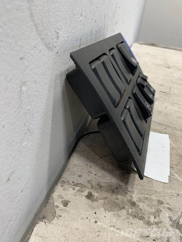 Volvo VNL Ηλεκτρονικά