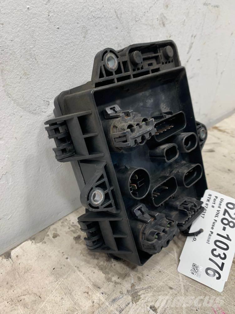 Volvo VNL Ηλεκτρονικά