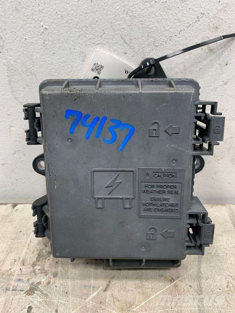 Volvo VNL Ηλεκτρονικά