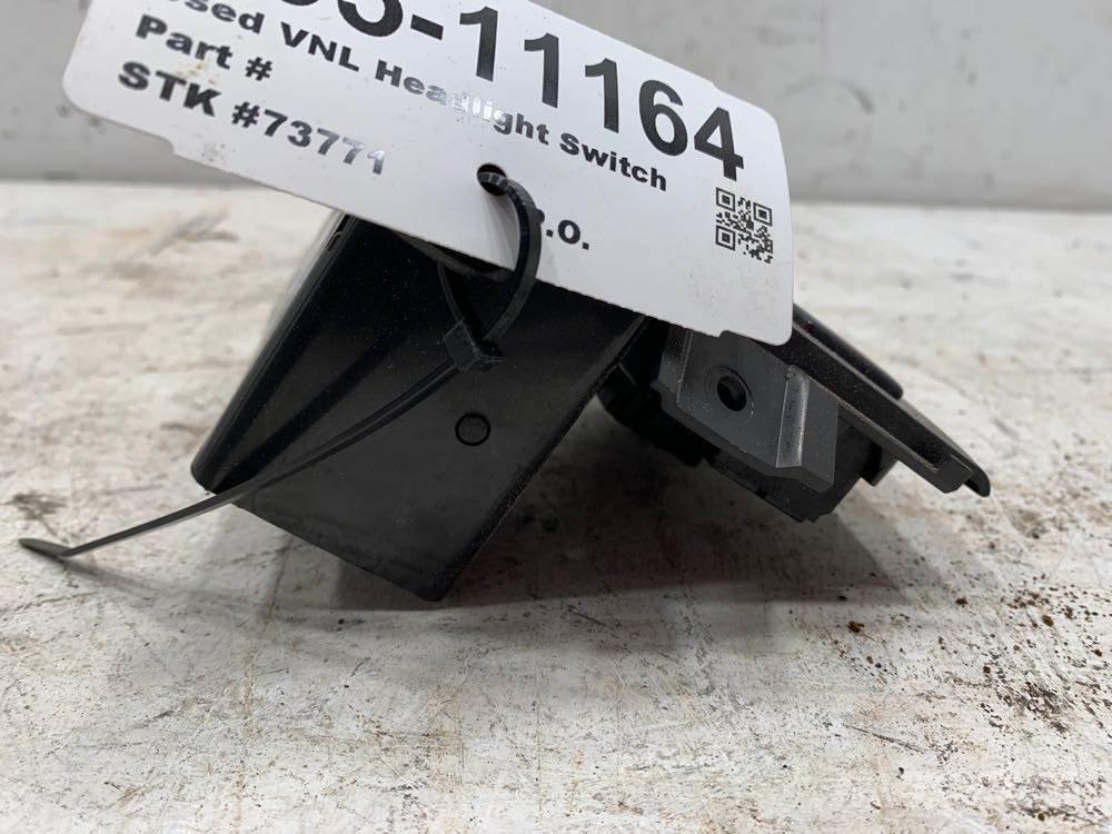 Volvo VNL Ηλεκτρονικά