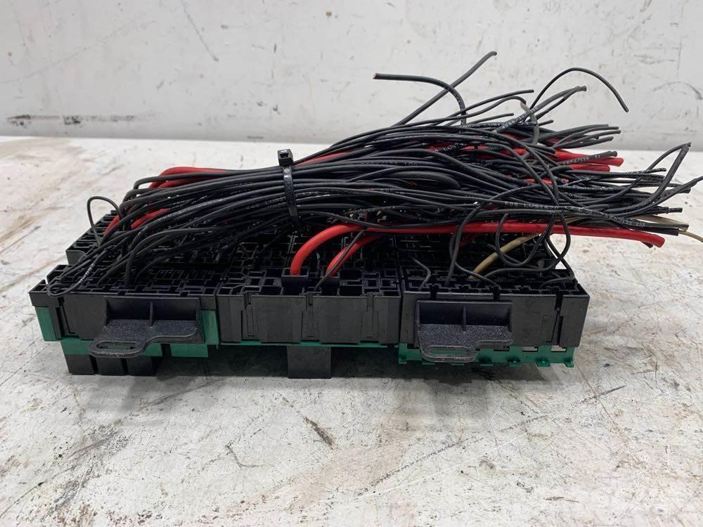 Volvo VNL Ηλεκτρονικά