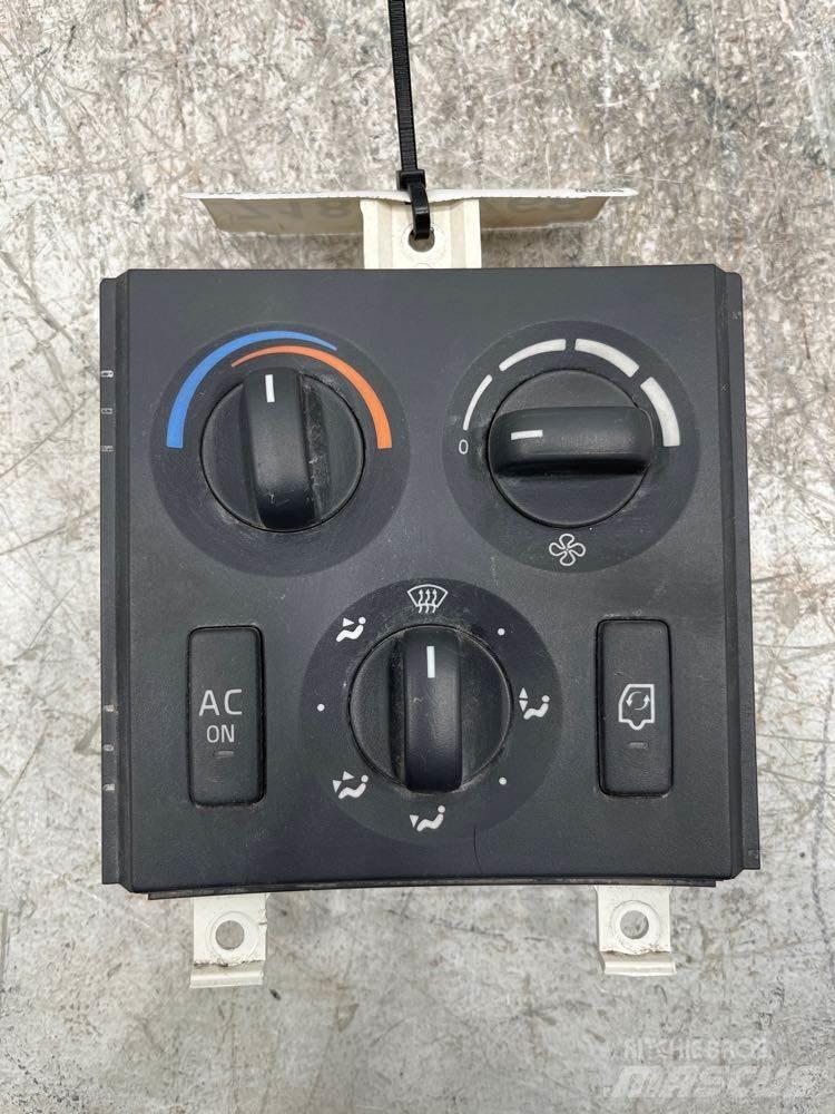 Volvo VNM Ηλεκτρονικά