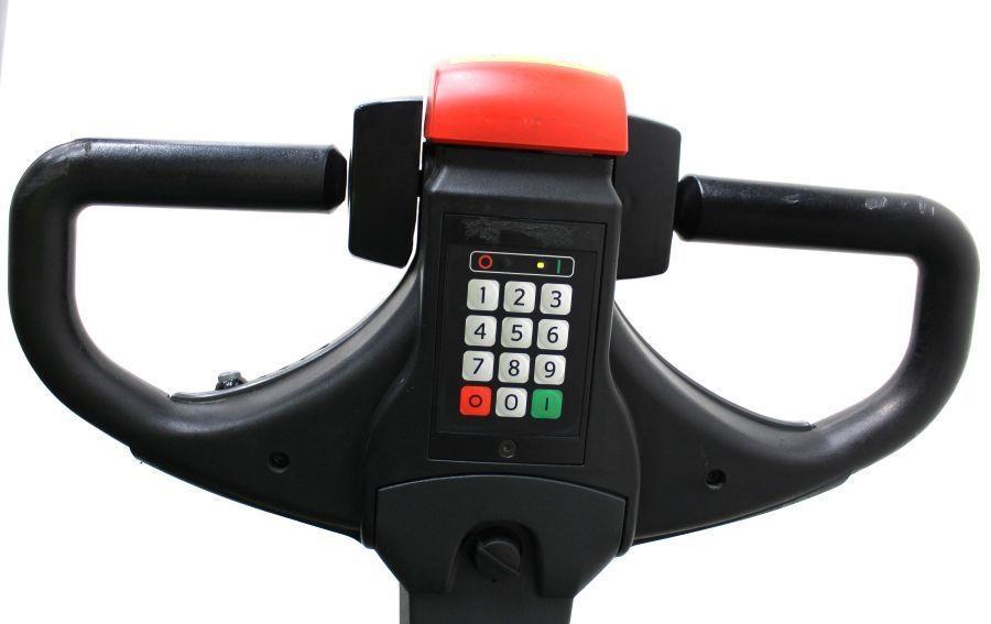 Cesab S 212 / 450 Παλετοφόρα πεζού χειριστή με ιστό