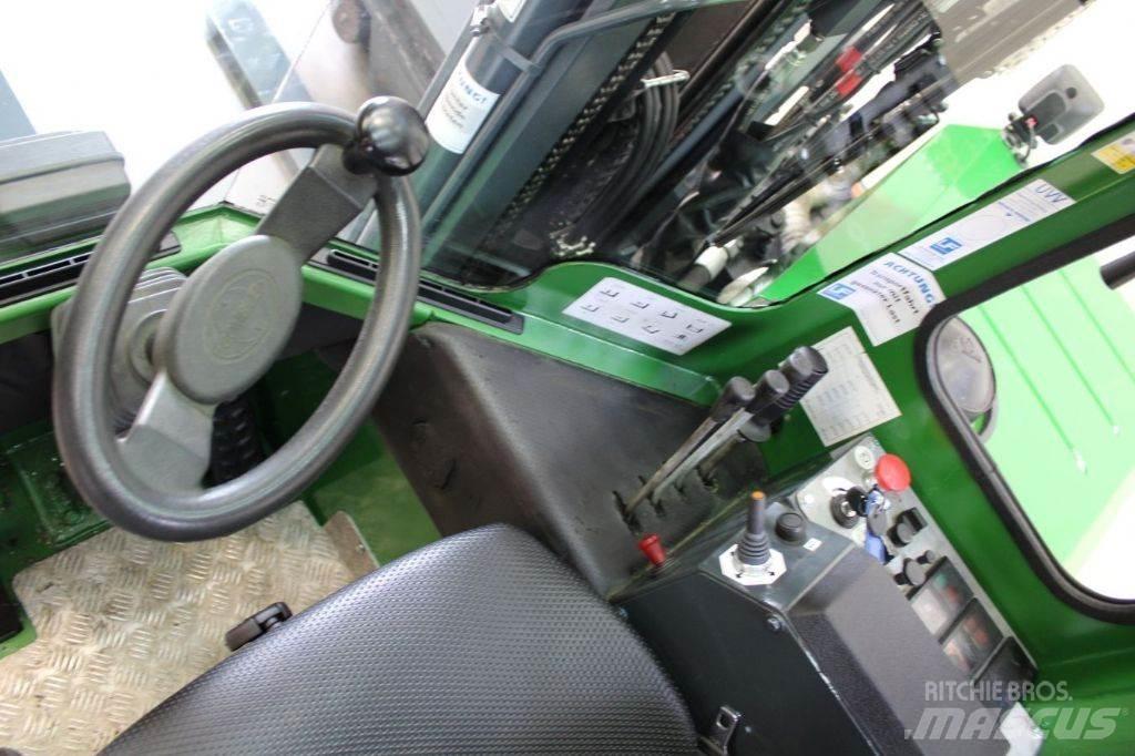Combilift C 3000 Γερανοί πλευρικής φόρτωσης εμπορευματοκιβωτίων