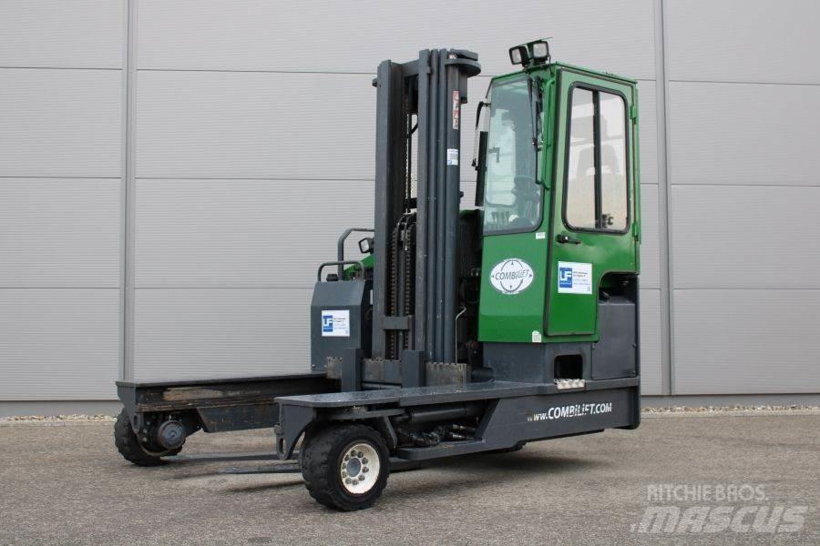 Combilift C 4500 Γερανοί πλευρικής φόρτωσης εμπορευματοκιβωτίων