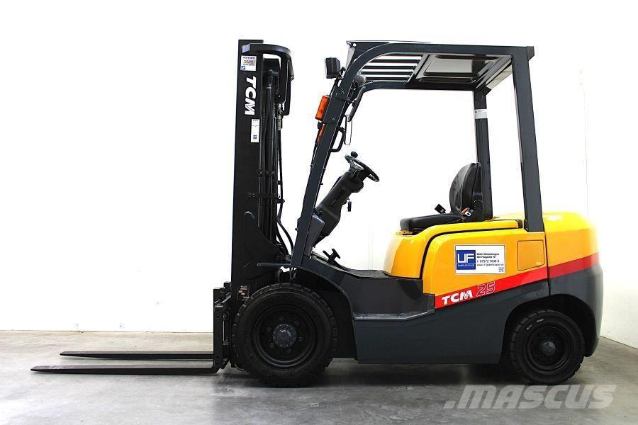 TCM FD 25 T 3 Πετρελαιοκίνητα Κλαρκ