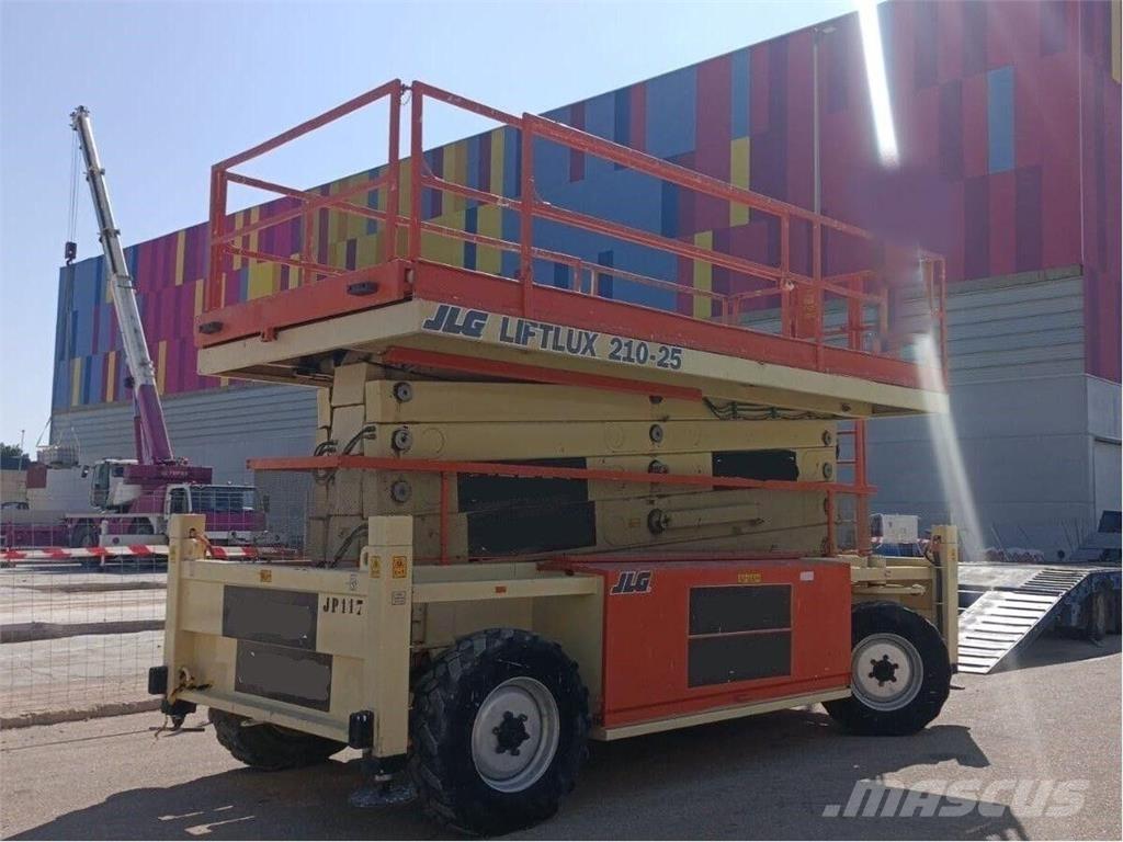 JLG 210-25 Ανυψωτήρες ψαλιδωτής άρθρωσης