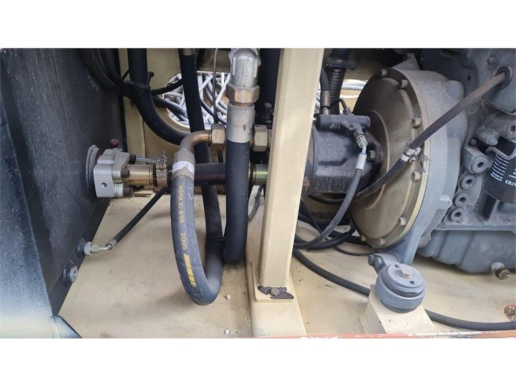 JLG 210-25 Ανυψωτήρες ψαλιδωτής άρθρωσης
