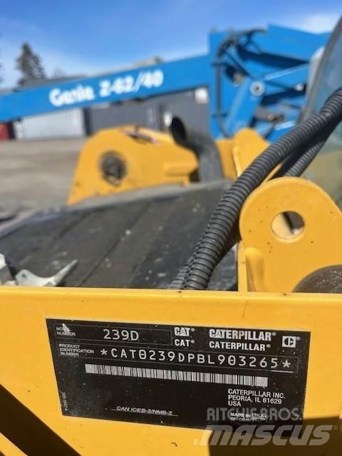 CAT 239D Τράκτορες