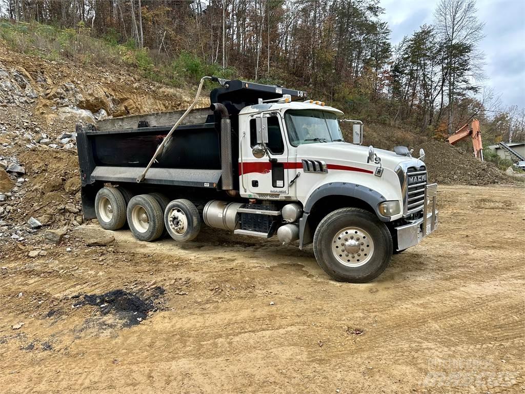 Mack GU713 Φορτηγά Ανατροπή