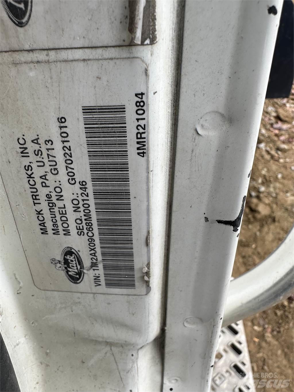 Mack GU713 Φορτηγά Ανατροπή