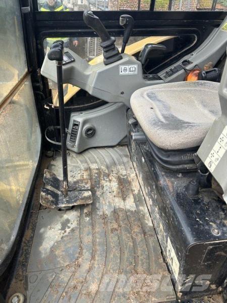 CAT 302.5C Εκσκαφάκι (διαβολάκι) < 7t