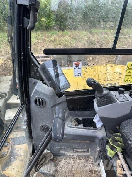 CAT 305C R Εκσκαφάκι (διαβολάκι) < 7t
