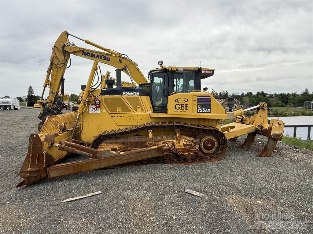 Komatsu D155AX-8 Μπουλντόζες με ερπύστριες