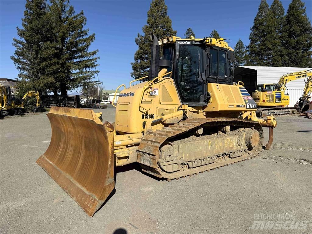Komatsu D61EXi-24 Μπουλντόζες με ερπύστριες
