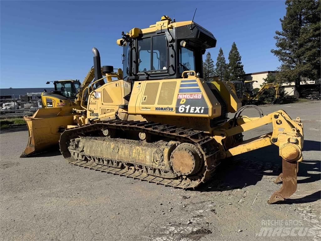 Komatsu D61EXi-24 Μπουλντόζες με ερπύστριες