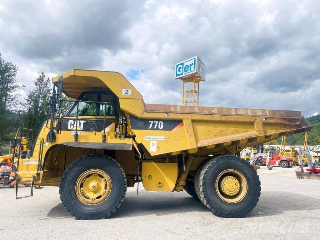 CAT 770 Σπαστό Dump Truck ADT