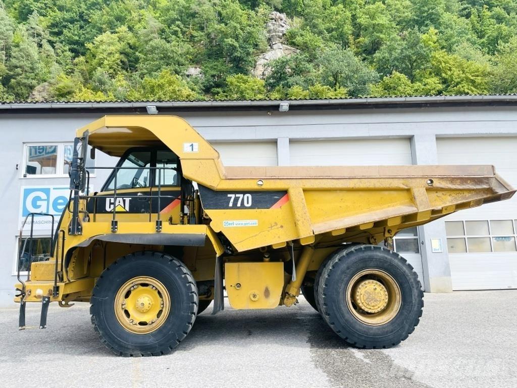 CAT 770 Σπαστό Dump Truck ADT