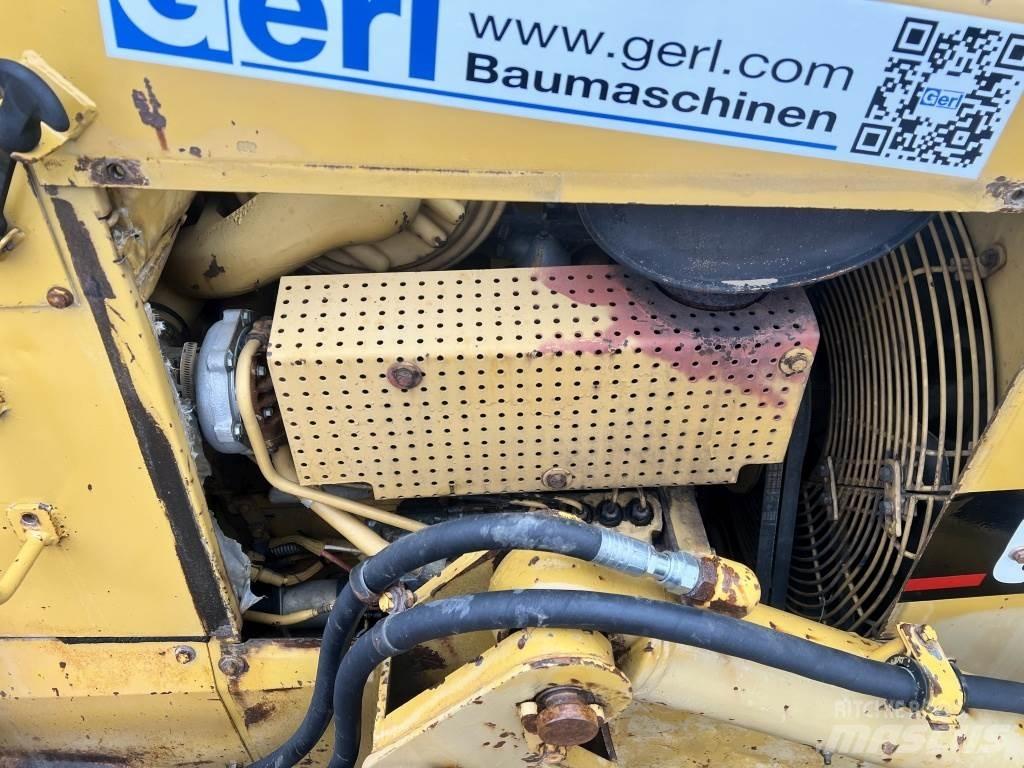 CAT D 5 H Μπουλντόζες με ερπύστριες