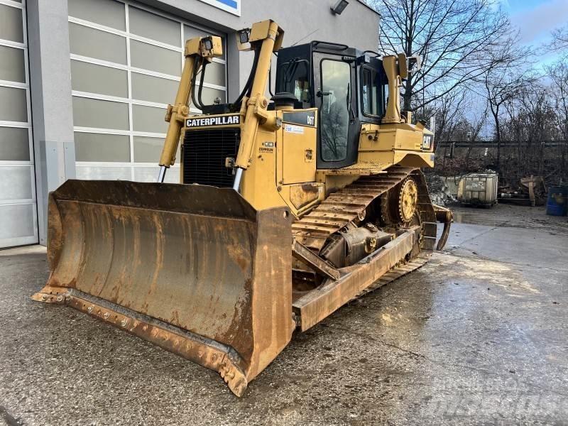 CAT D 6 T Μπουλντόζες με ερπύστριες