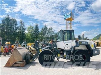 Komatsu WA250PZ-6 Φορτωτές με λάστιχα (Τροχοφόροι)