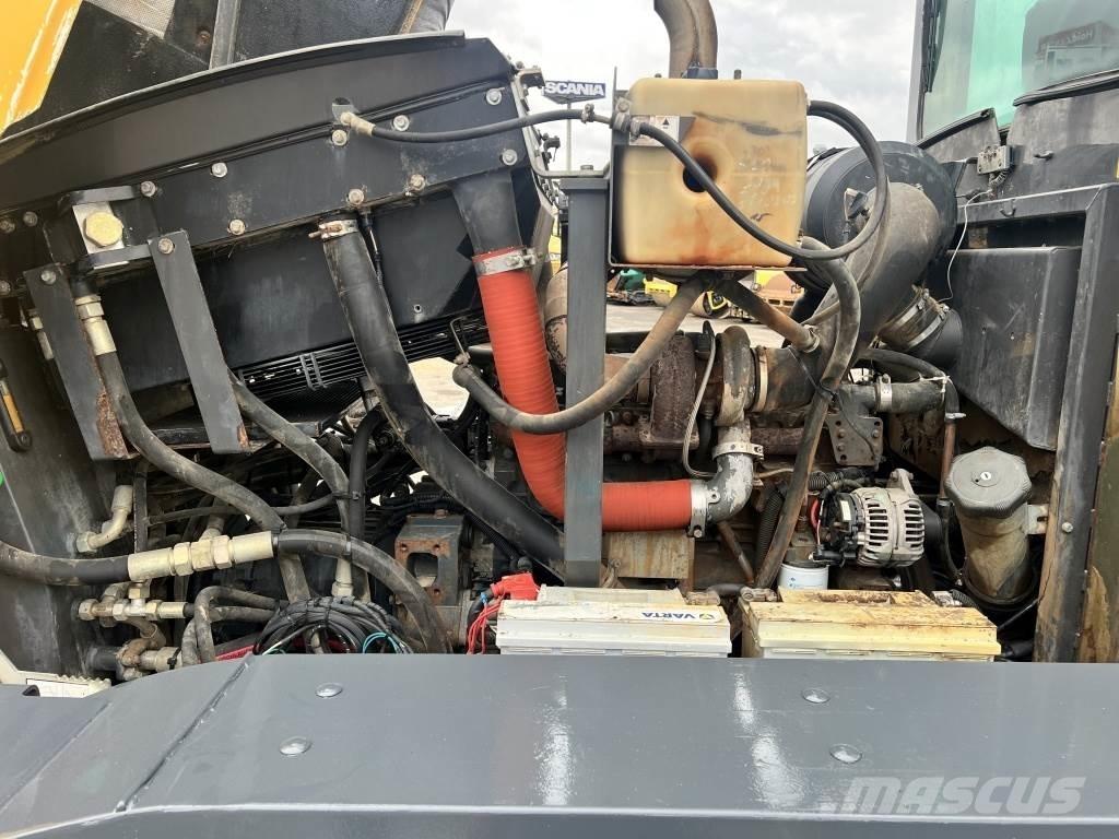 New Holland F 106.6 A Γκρέιντερς