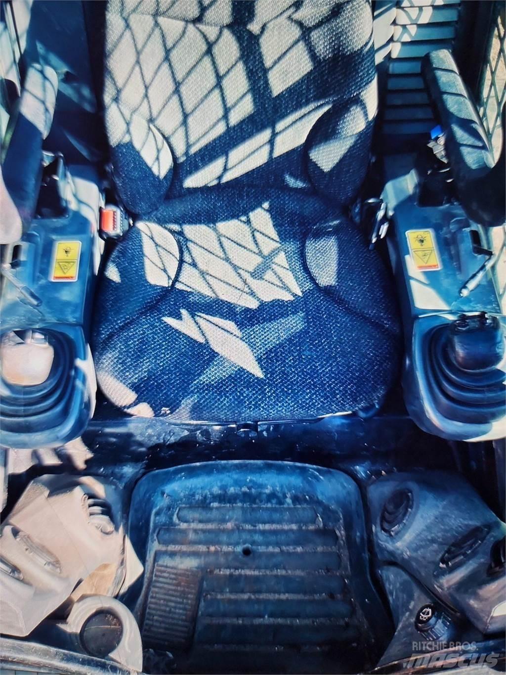 CAT 299D2 Φορτωτάκια