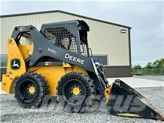 John Deere 318G Φορτωτάκια