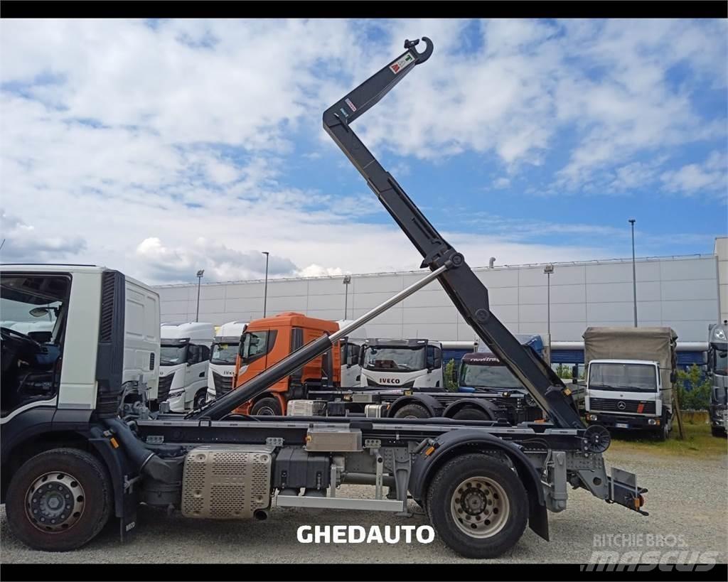 Iveco AD190S31 Φορτηγά Κόφα