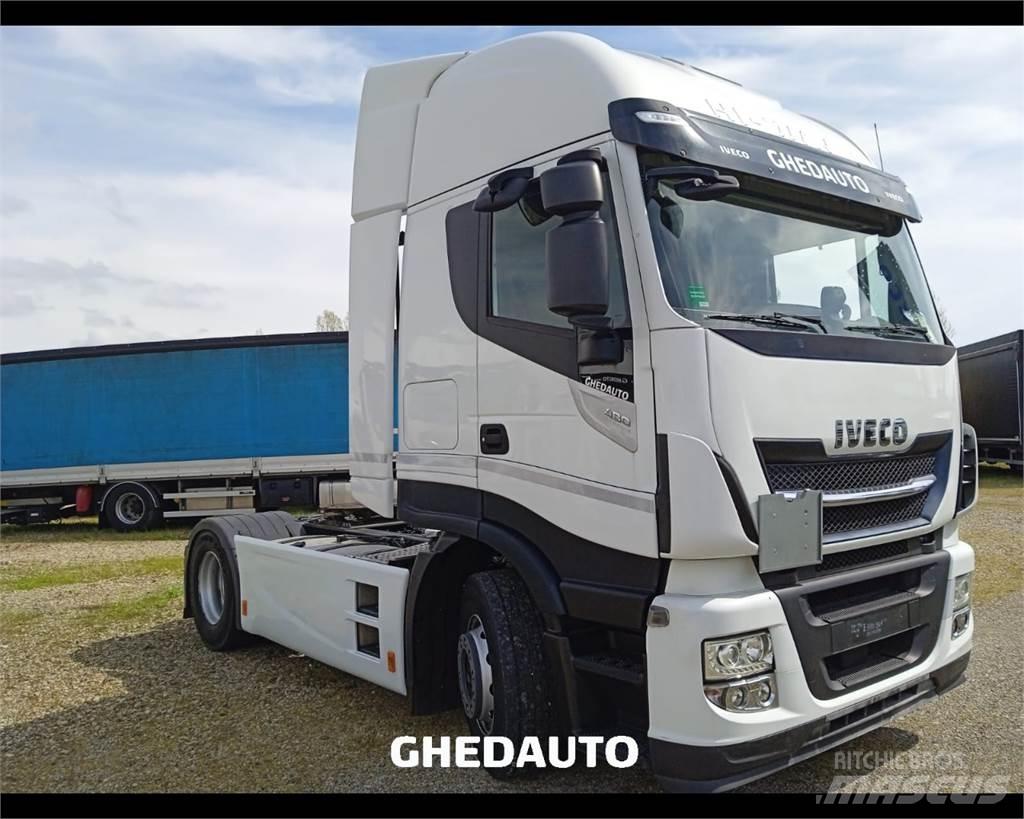Iveco AS440S48T/P Φορτηγά Κόφα
