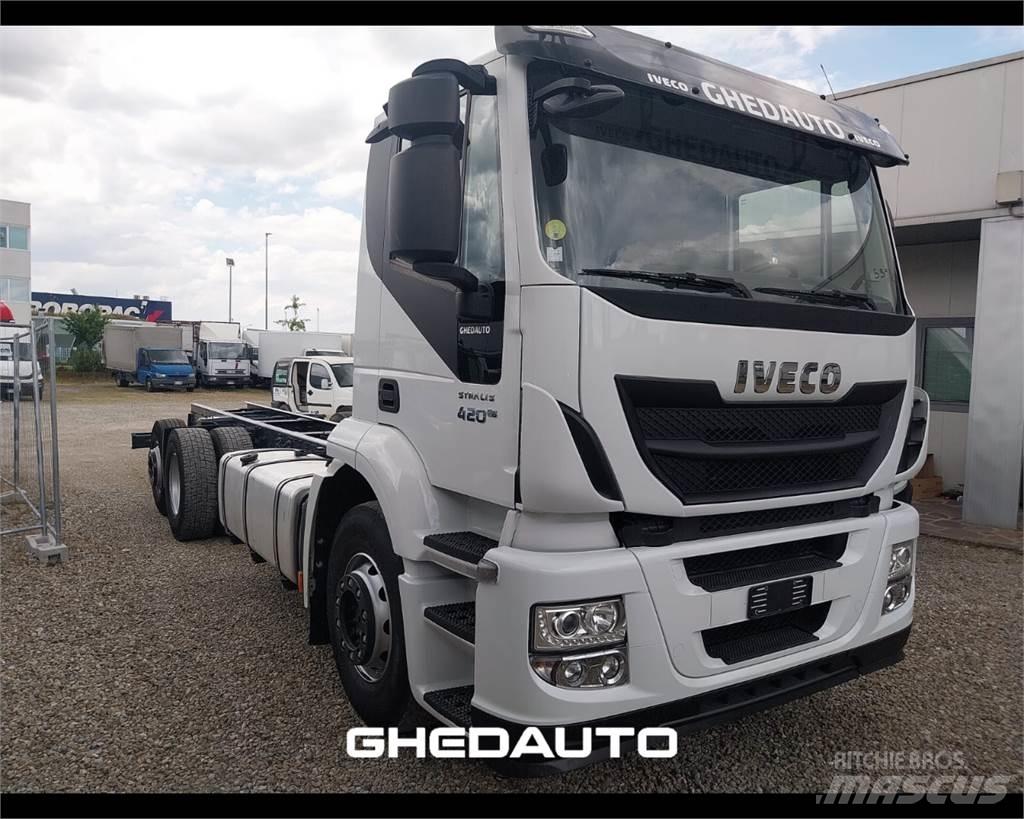 Iveco AT260S40Y/PS Φορτηγά Κόφα