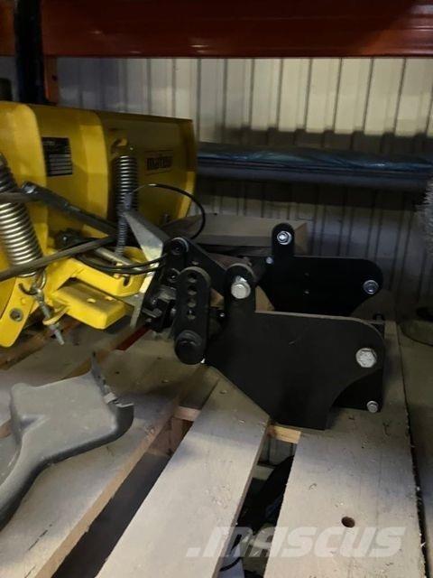 John Deere  Εκχιονιστήρες και χιονοδιώχτες