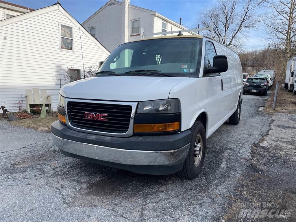 GMC Savana Κλούβες με συρόμενες πόρτες