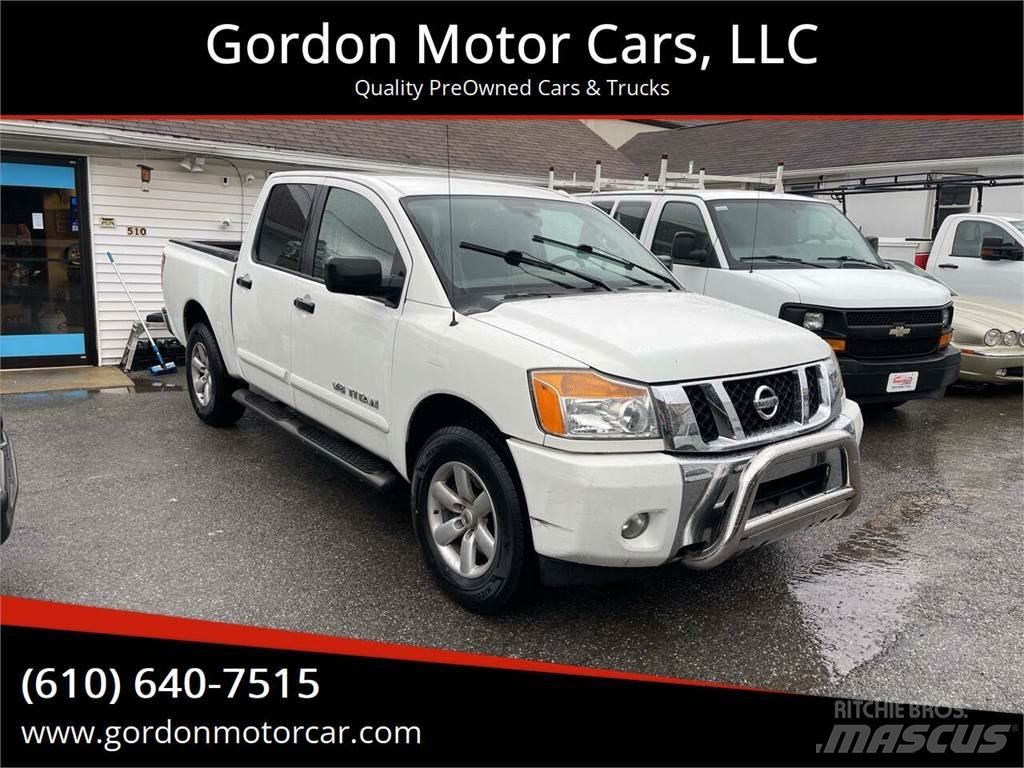 Nissan Titan Pickup/Αγροτικό