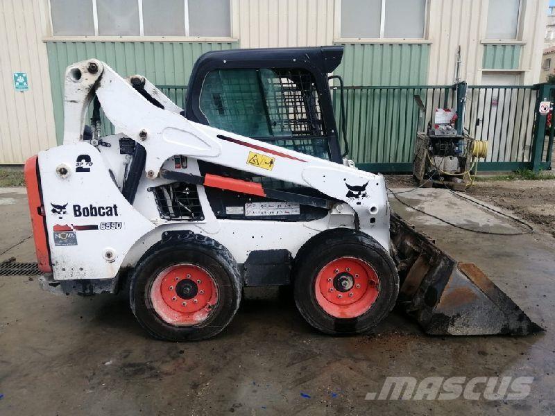 Bobcat S590 Φορτωτές με λάστιχα (Τροχοφόροι)