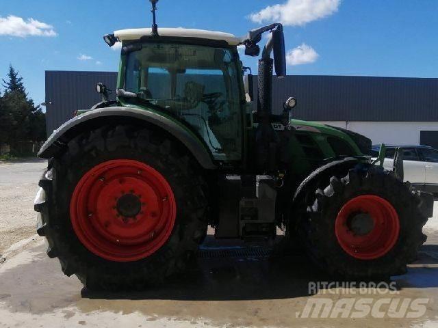 Fendt 718 VARIO Τρακτέρ
