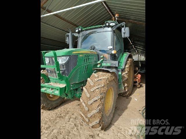 John Deere 6110R Τρακτέρ