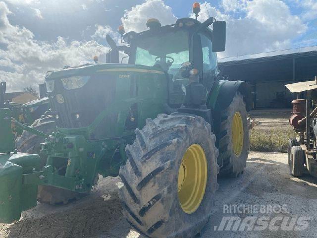 John Deere 6230R Τρακτέρ