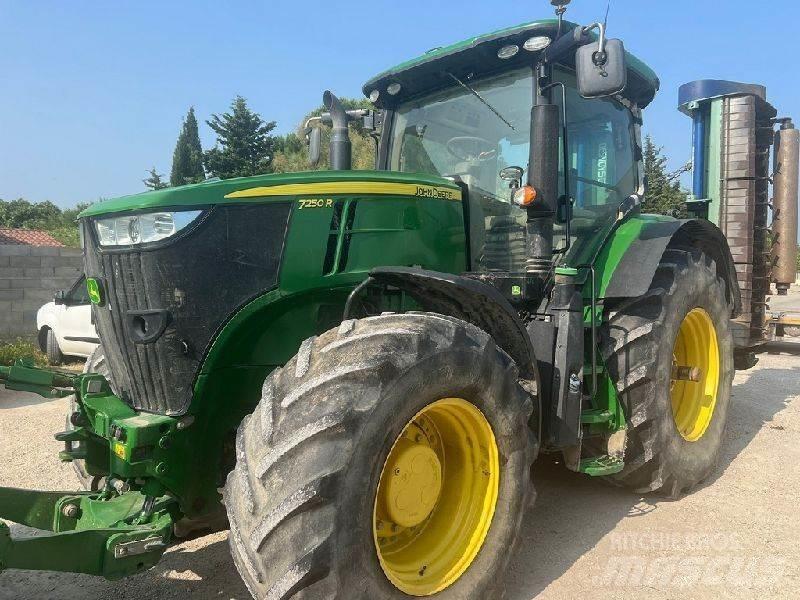 John Deere 7250R Τρακτέρ