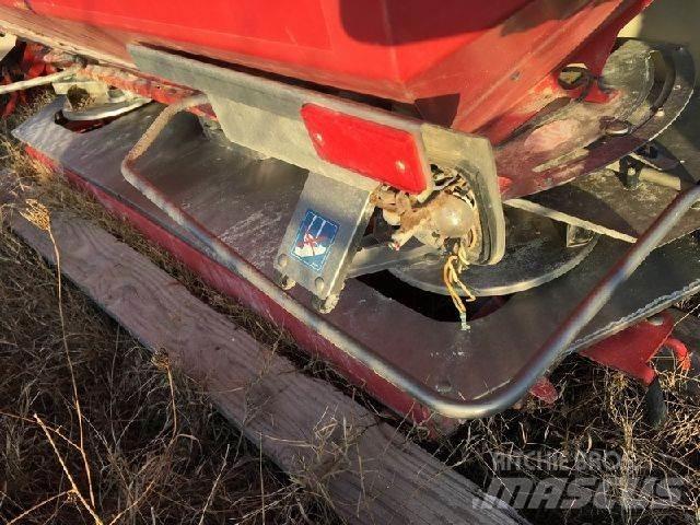 Kuhn GLB 1400 Διαστρωτήρες ανοργάνων
