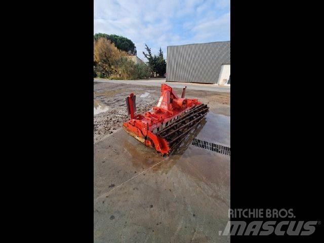 Kuhn HR3004 Σβάρνες