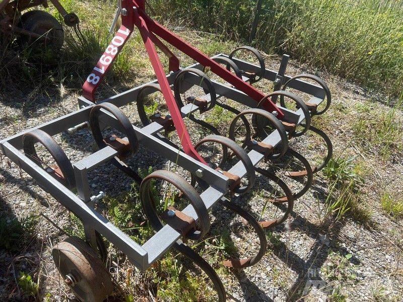 Morgnieux VSR 11 Καλλιεργητικές μηχανές κατά γραμμές