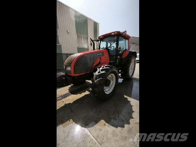Valtra T140 Τρακτέρ